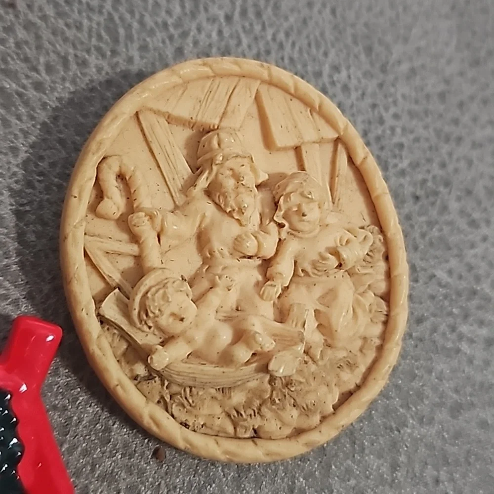 Christmas Brooches Pins